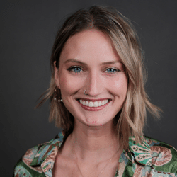 Nicole Weiland headshot